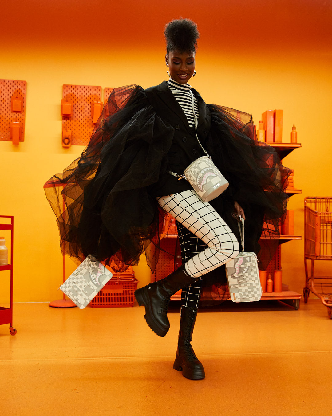 XTC LA PALAIS PAINTBUCKET BAG